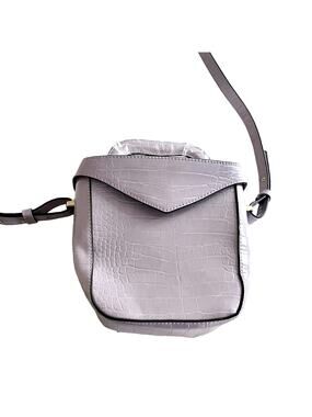 Isabelle vegan alligator texture lavender crossbody bucket bag NWT